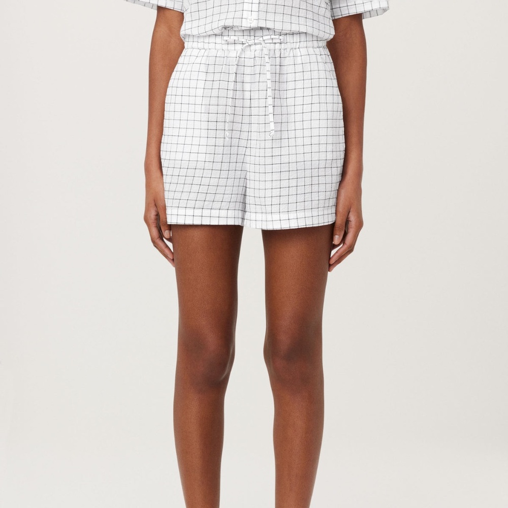 NWT Frank & Oak // The Annie Seersucker Shorts in White and Black Check